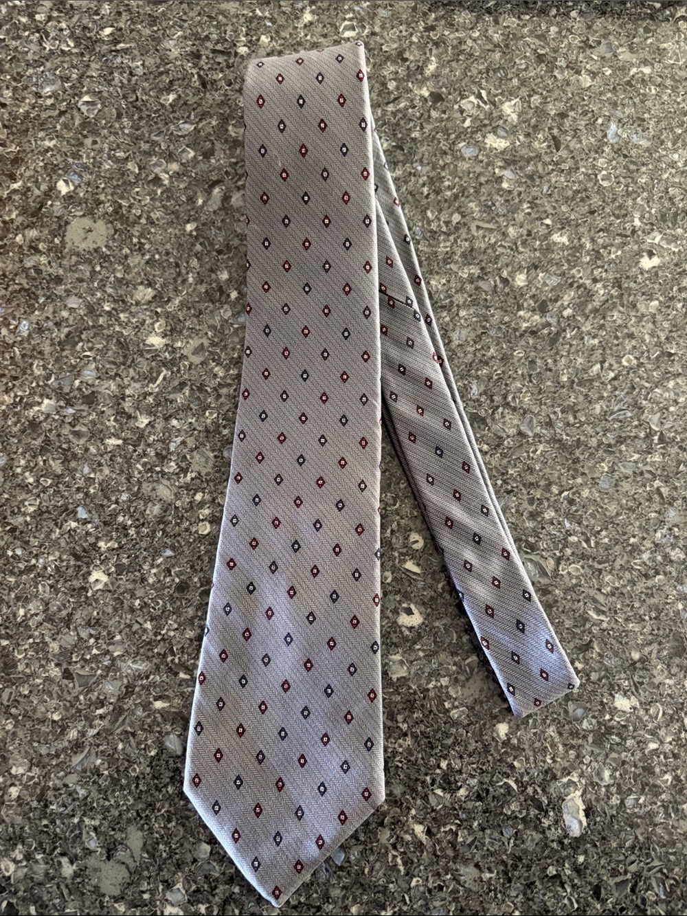 Christian Dior All Silk Classic Gray Diamond-Pattern Men's Tie. Paris New York